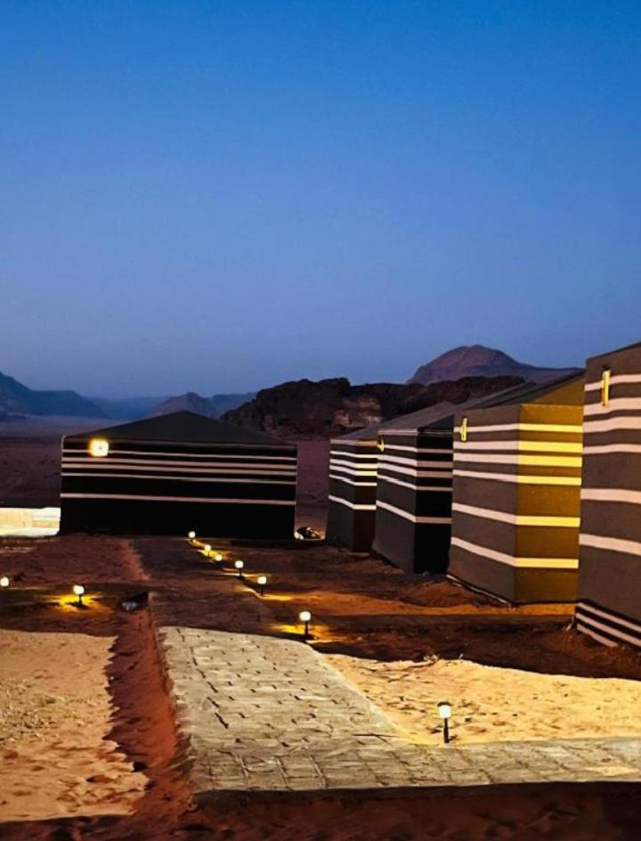 Wadi Rum Camp Stars & Jeep Tour Экстерьер фото