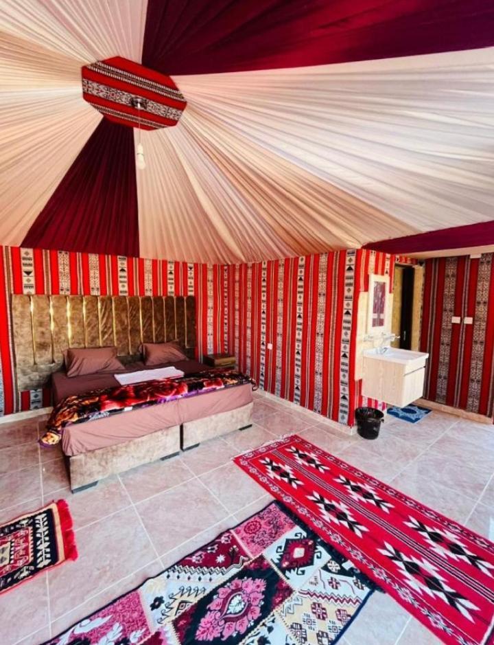Wadi Rum Camp Stars & Jeep Tour Экстерьер фото