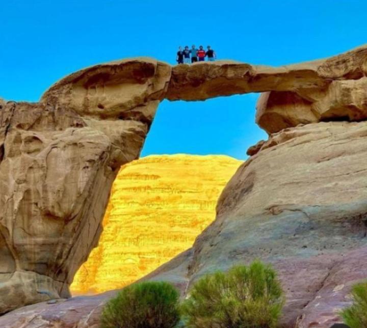 Wadi Rum Camp Stars & Jeep Tour Экстерьер фото