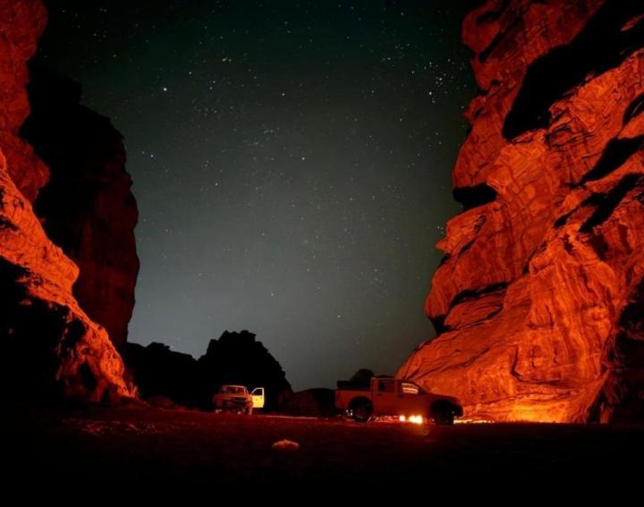 Отель Wadi Rum Camp Stars & Jeep Tour Экстерьер фото